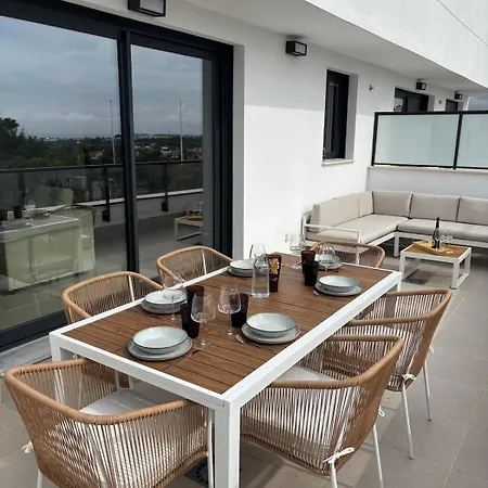 Aranya Atico Penthouse With Seaview