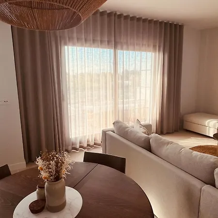 Aranya Atico Penthouse With Seaview 埃斯特波纳