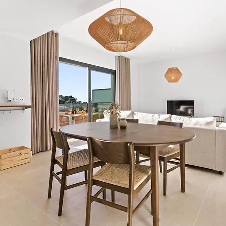 Aranya Atico Penthouse With Seaview