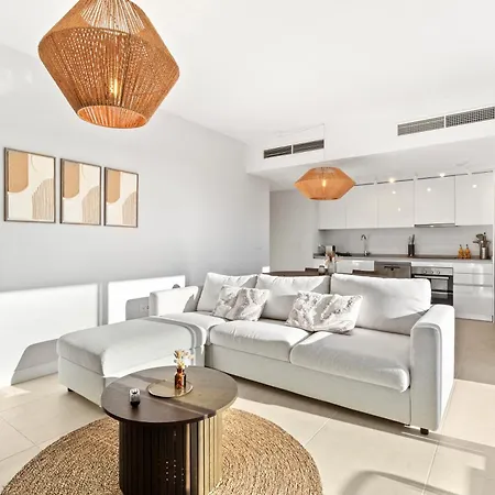 Aranya Atico Penthouse With Seaview Apartment