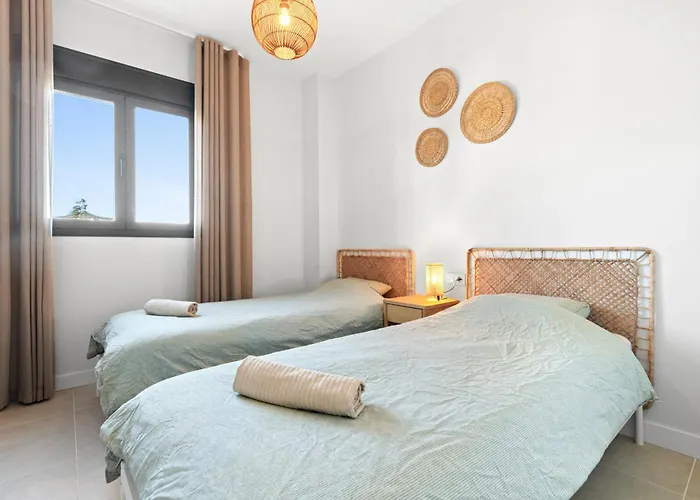 Aranya Atico Penthouse With Seaview